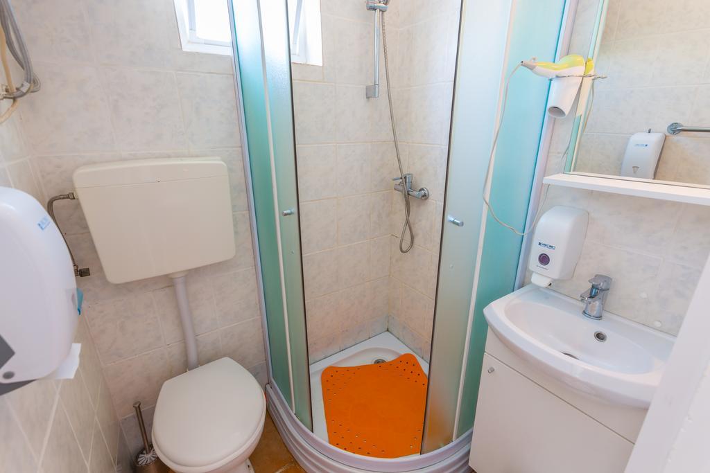 Bed & Breakfast La Fontana メドゥリン エクステリア 写真