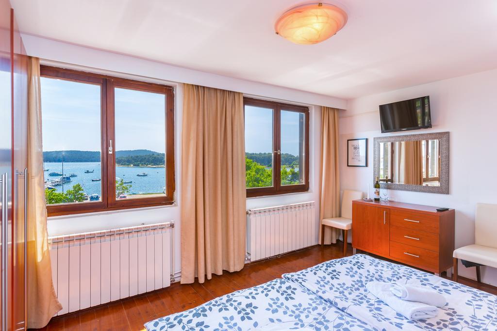 Bed & Breakfast La Fontana メドゥリン エクステリア 写真
